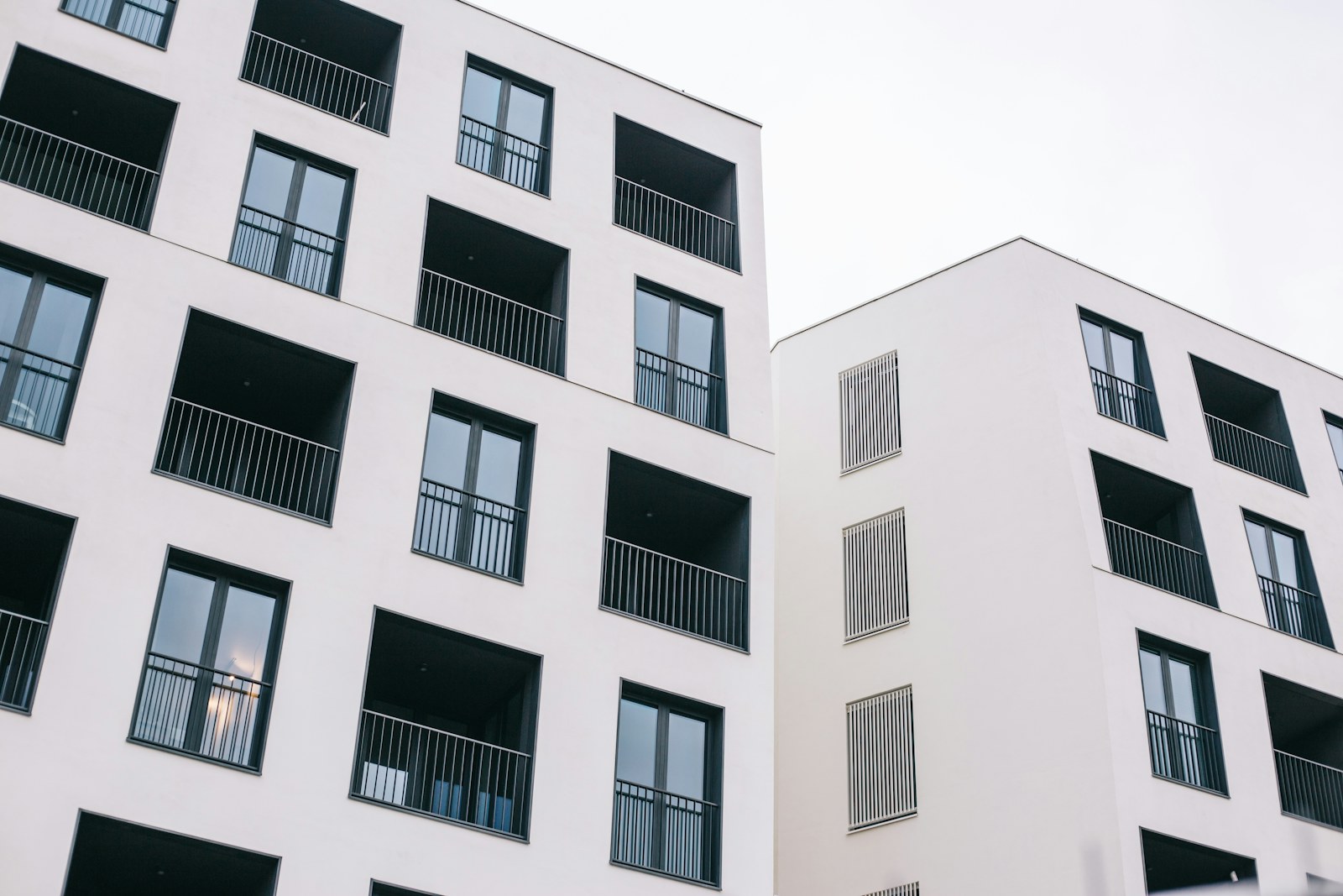 Edificios residenciales en un entorno urbano